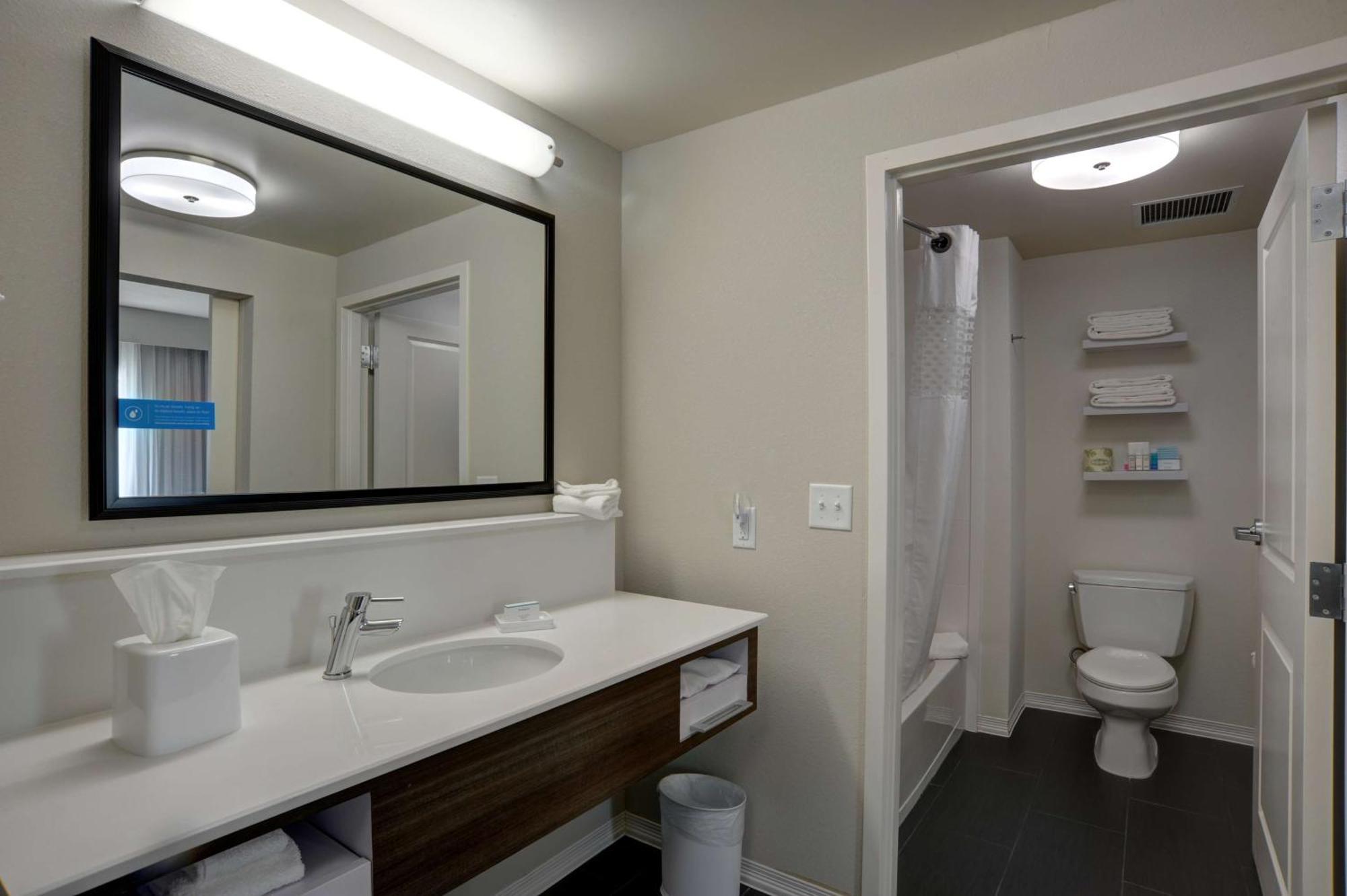 Hampton Inn & Suites Ardmore Zewnętrze zdjęcie
